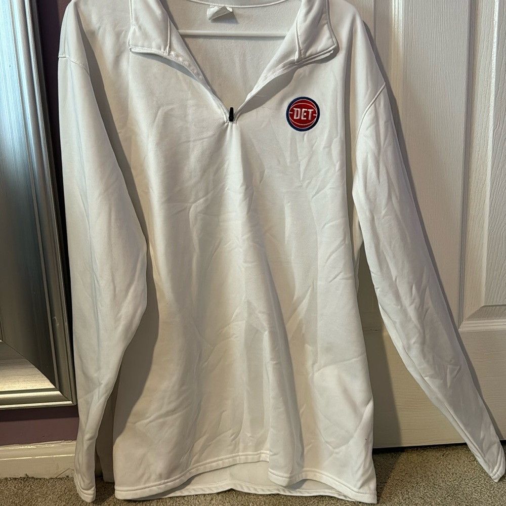 Detroit Pistons XL Extra Large 1/4 Quarter Zip